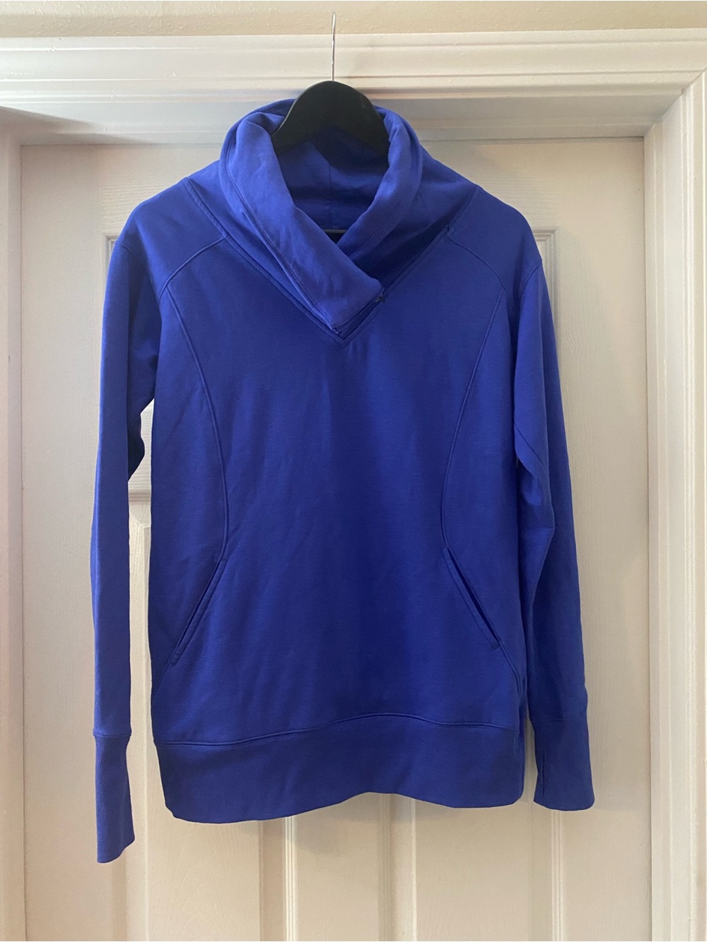 Zella. Women's Cowl Neck Pullover Sweatshirt.Activewear.Zip Collar.Blue. M